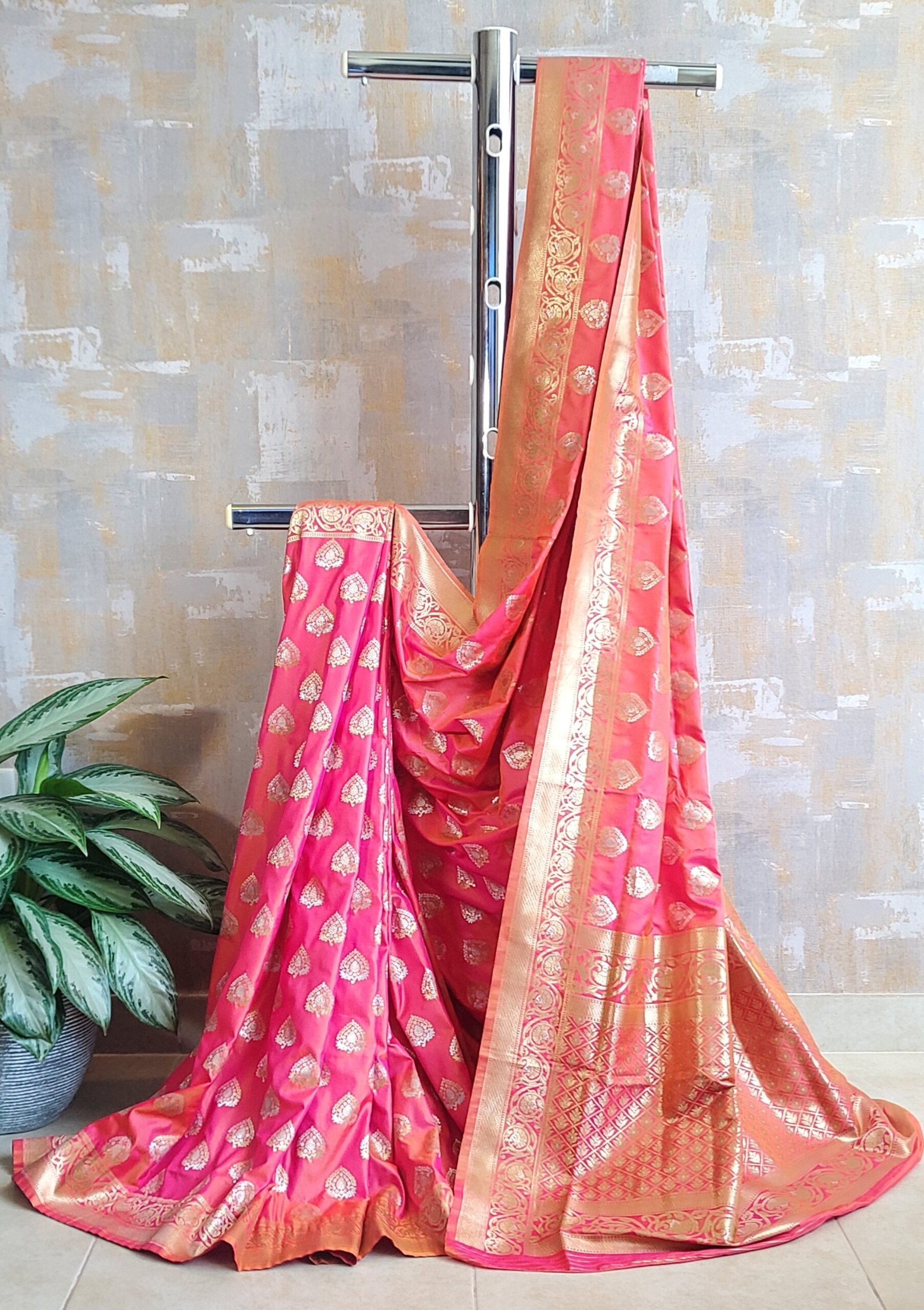 Pastel Pink Pure Banarasi Handloom Katan Silk Saree - Aura Benaras